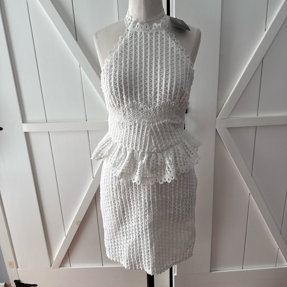 DO+BE Elegant White Lace Mini Dress